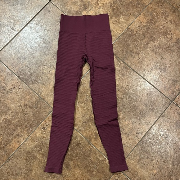 Balance Athletica Quartz Leggings Amethyst Size M - Picture 3 of 7